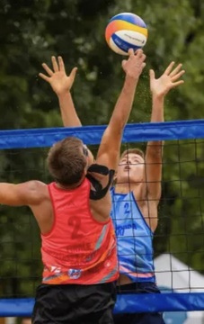 Peter Bregar v bloku odbojka na mivki 2026